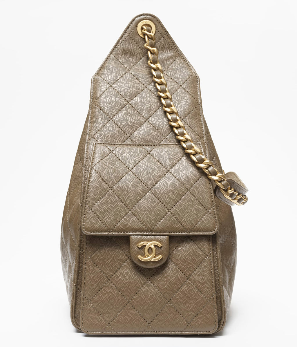 Chanel 25 Medium Bag

Cuero caviar acolchado