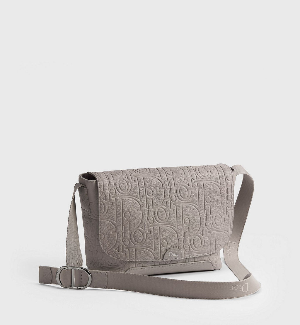 Small Dior Jett Messenger
Bag Color: Beige Gravity