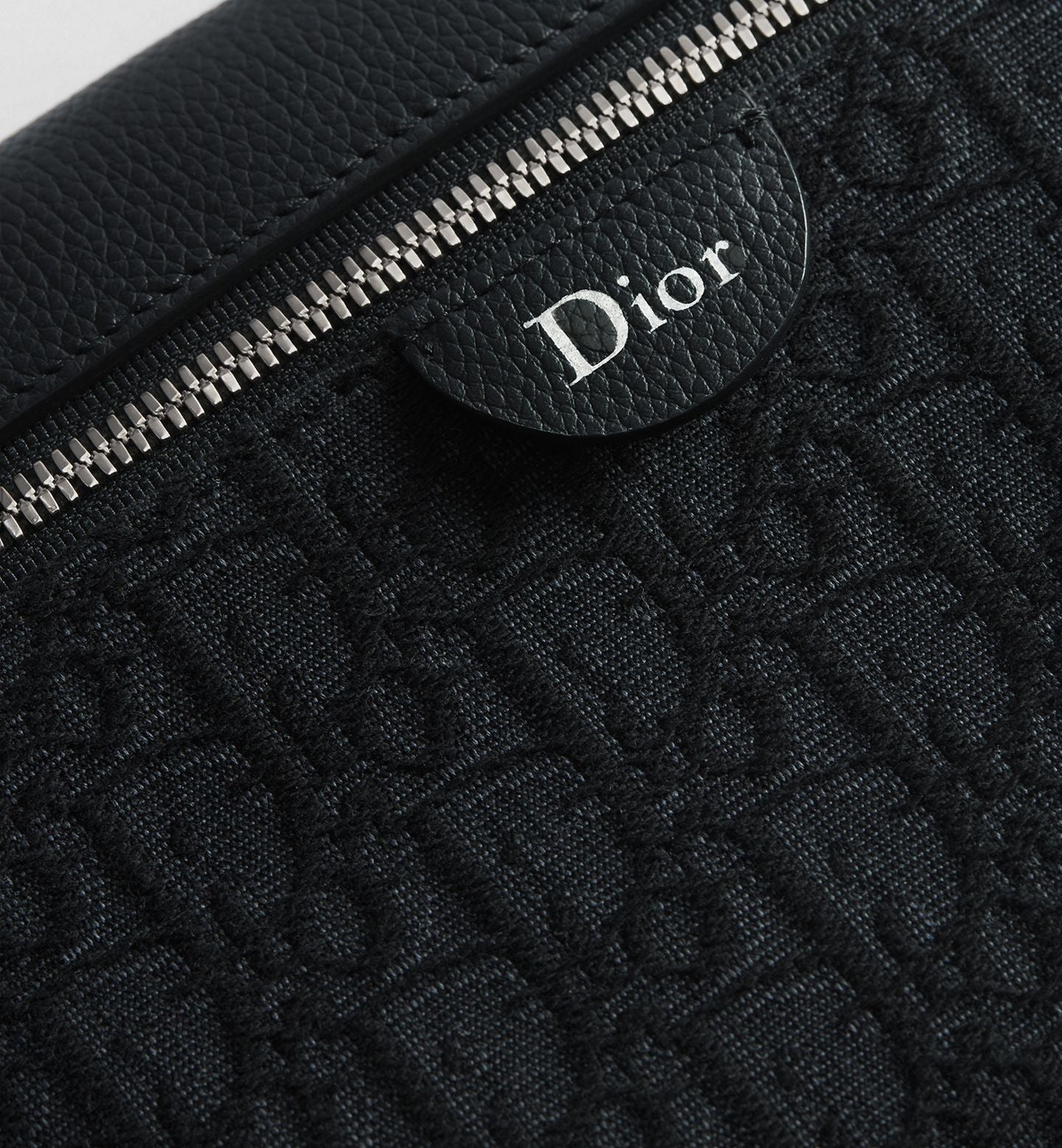 Dior Rider Zipped Messenger
Bag Color: Black Oblique