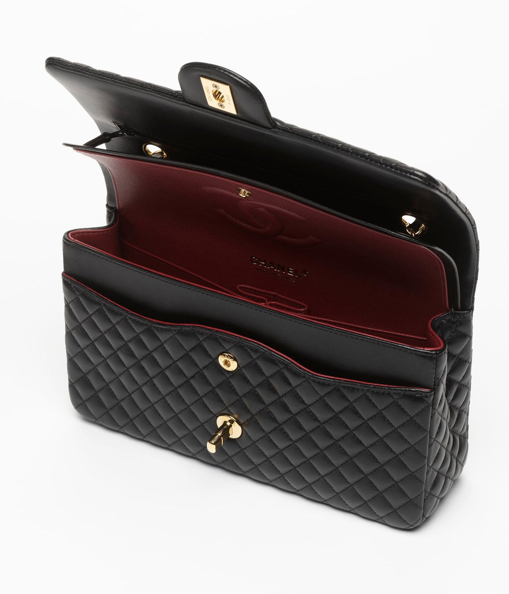 Chanel Classic 11.12 Handbag

Lambskin Leather