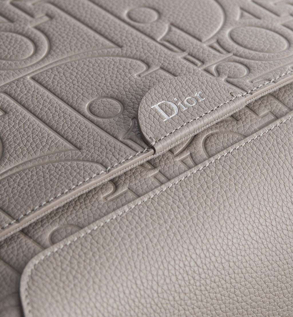 Small Dior Jett Messenger
Bag Color: Beige Gravity
