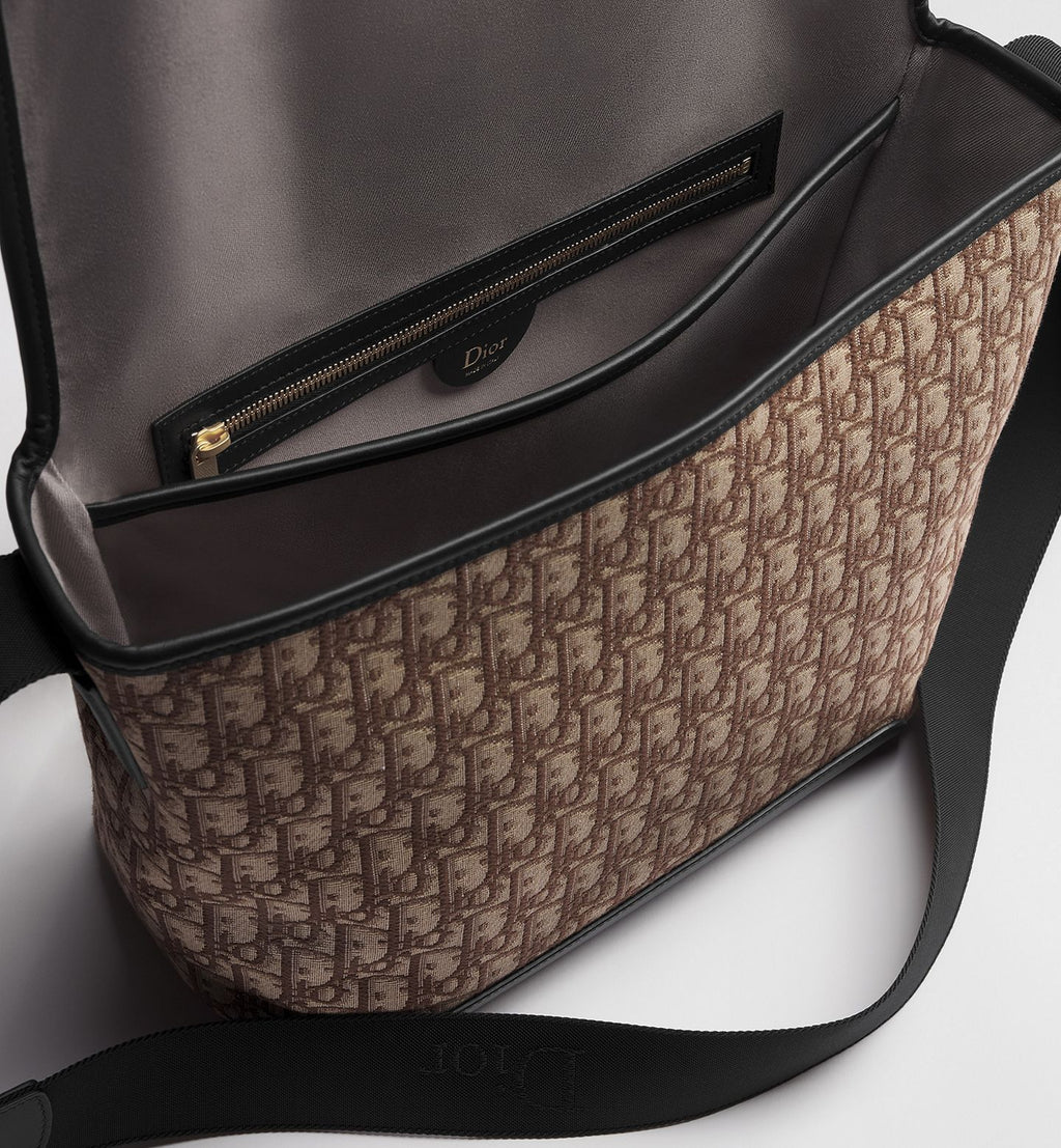 Medium Dior Jet Messenger
Bag Color: Beige/Marrón