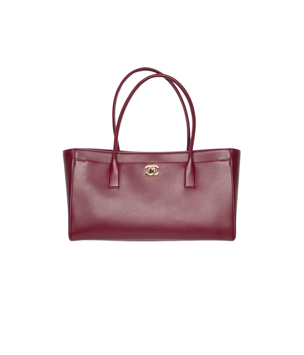 Chanel 25 Large Shopping Bag

Smooth Calfskin – Burgundy