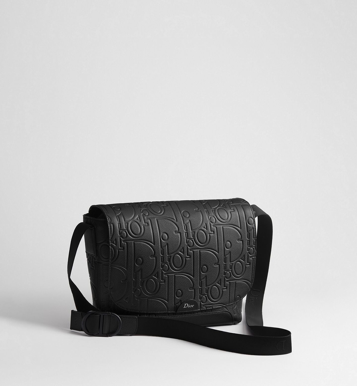 Small Dior Jett Messenger
Bag Color: Black Gravity