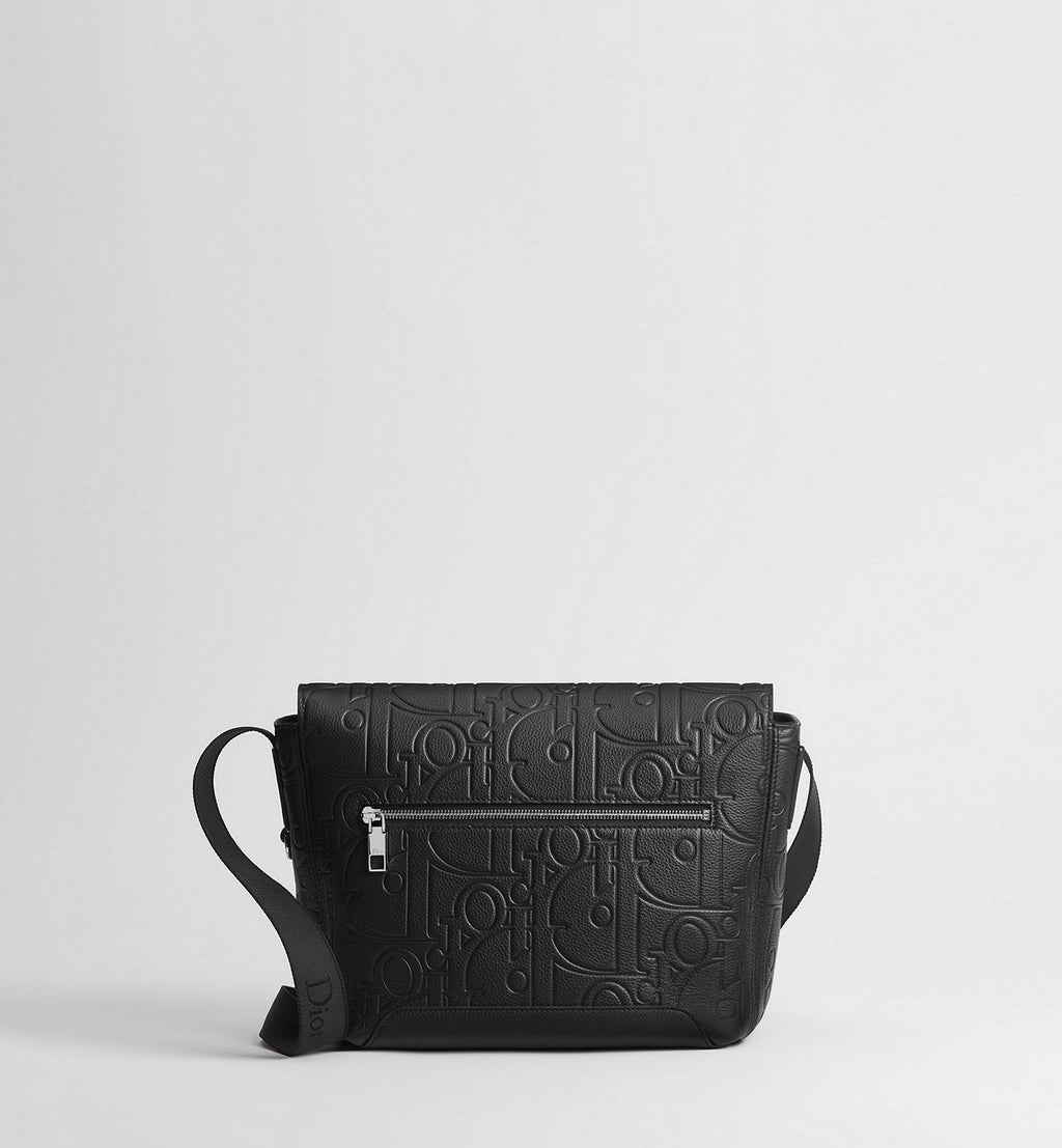 Small Dior Jett Messenger
Bag Color: Black Gravity