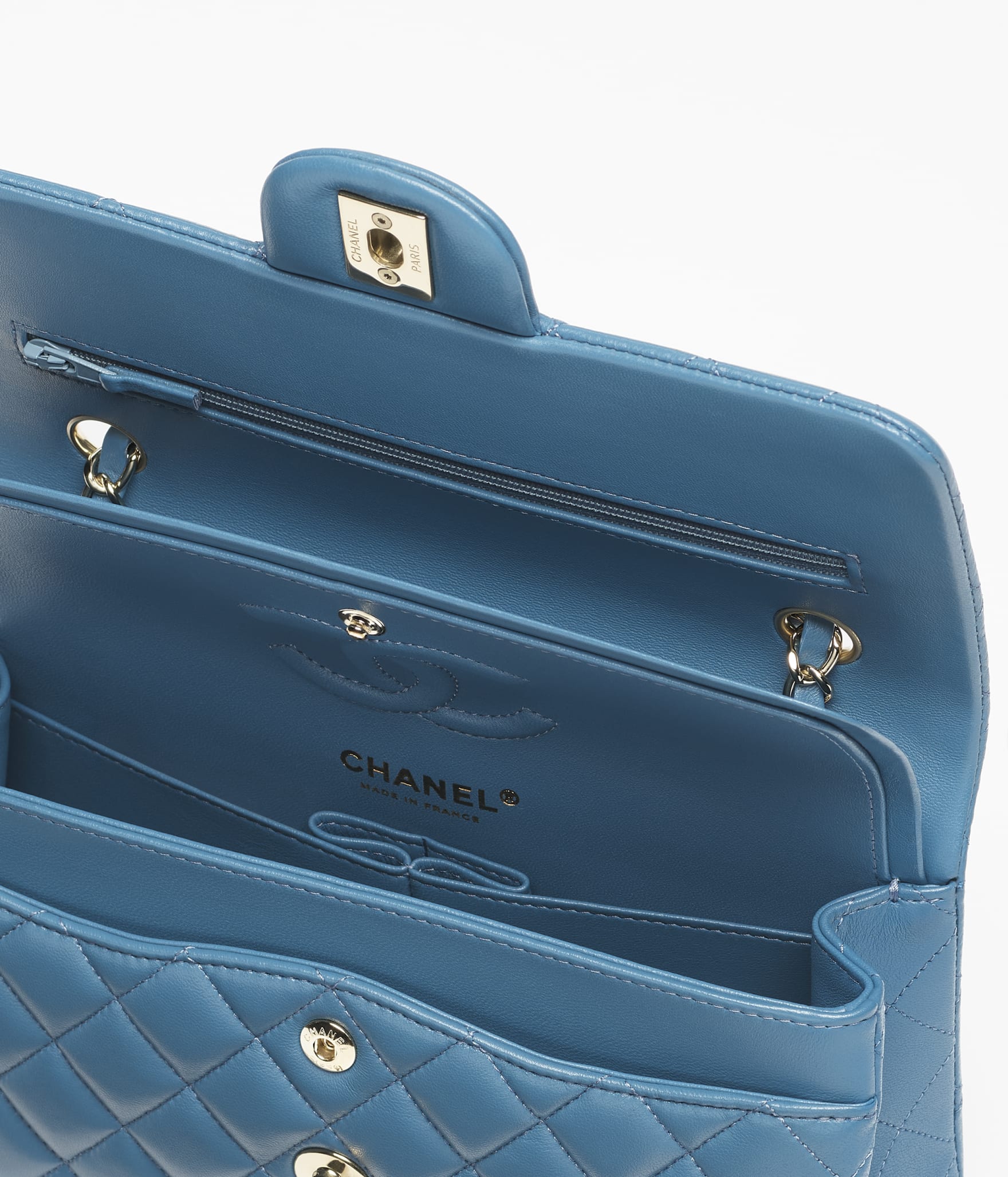 Chanel Small Classic Handbag

Lambskin Leather