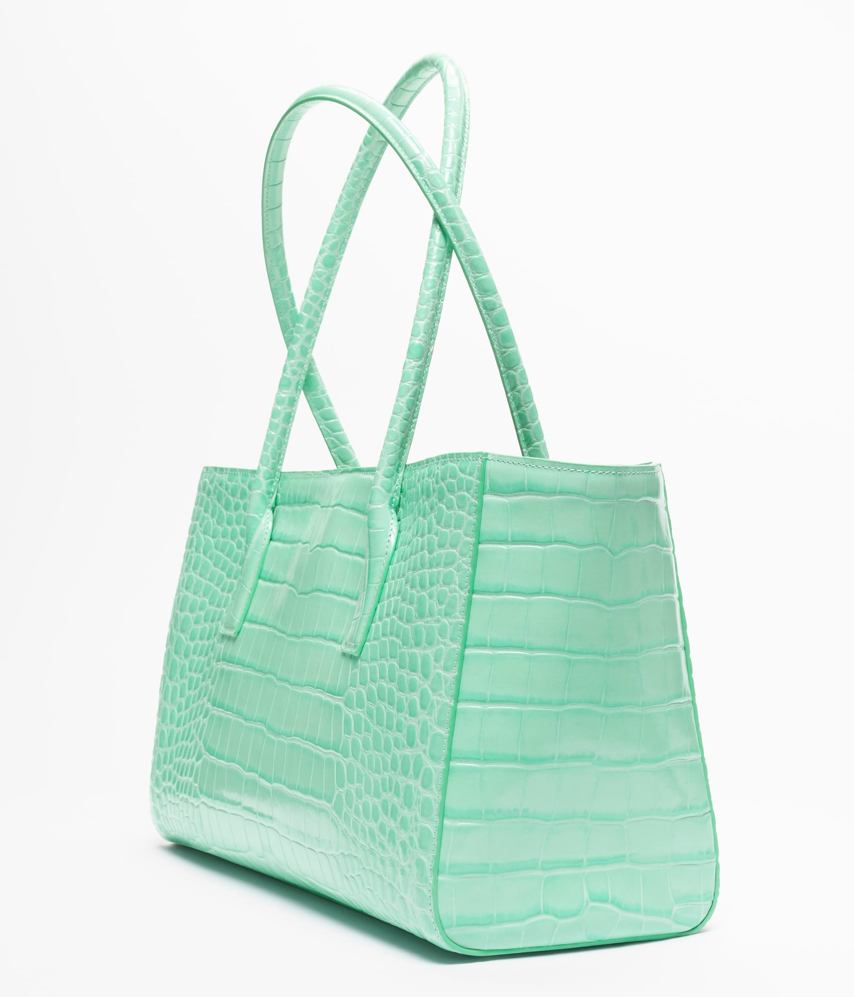 Chanel 25 Large Shopping Bag

Embossed Crocodile-Effect Calfskin