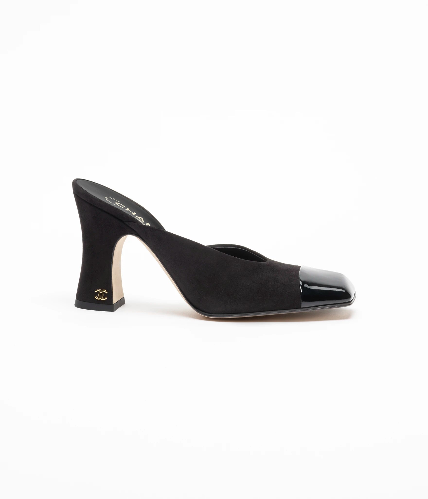 CHANEL Cap-Toe Mules

Color: Black