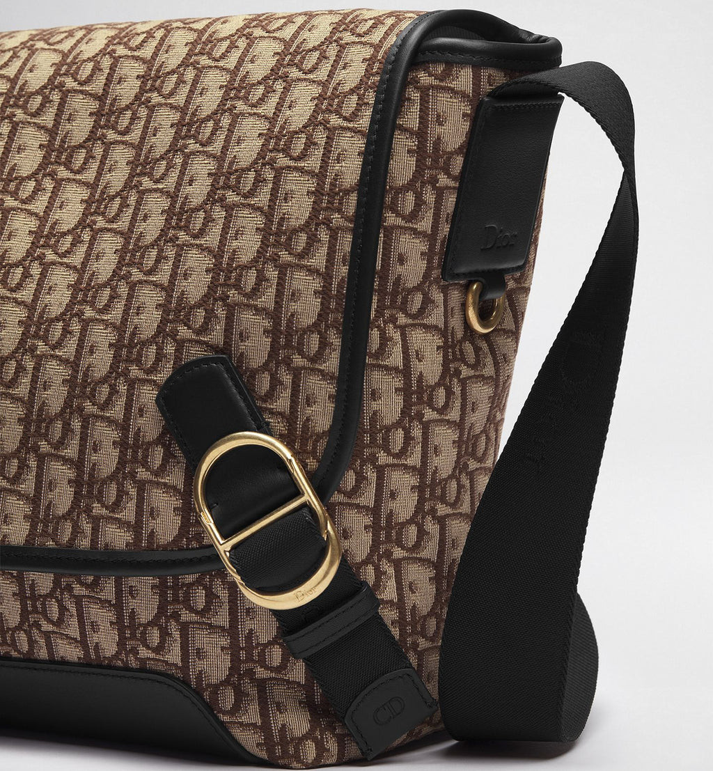 Medium Dior Jet Messenger
Bag Color: Beige/Marrón