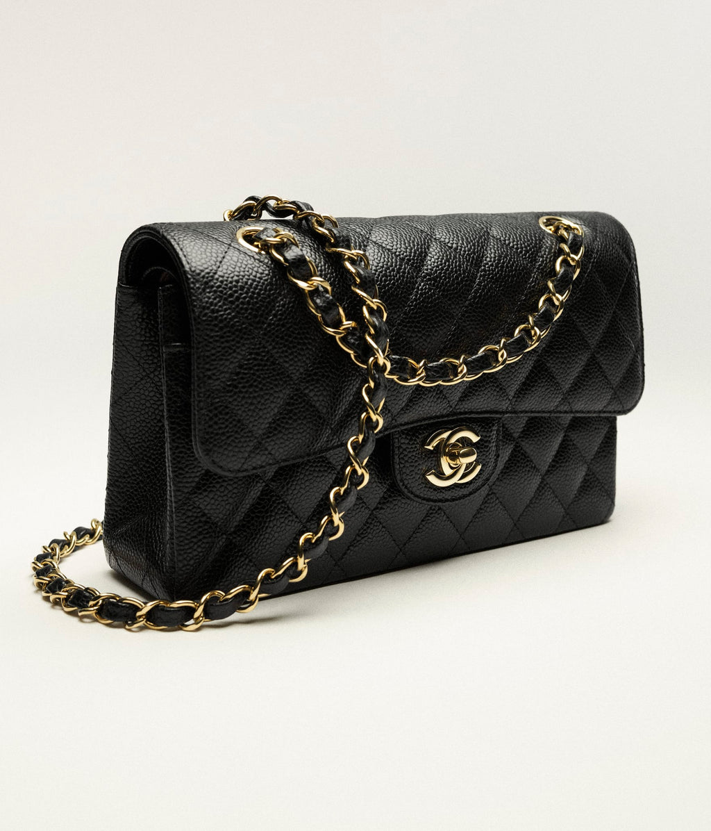 Chanel Small Classic Handbag

Caviar Leather