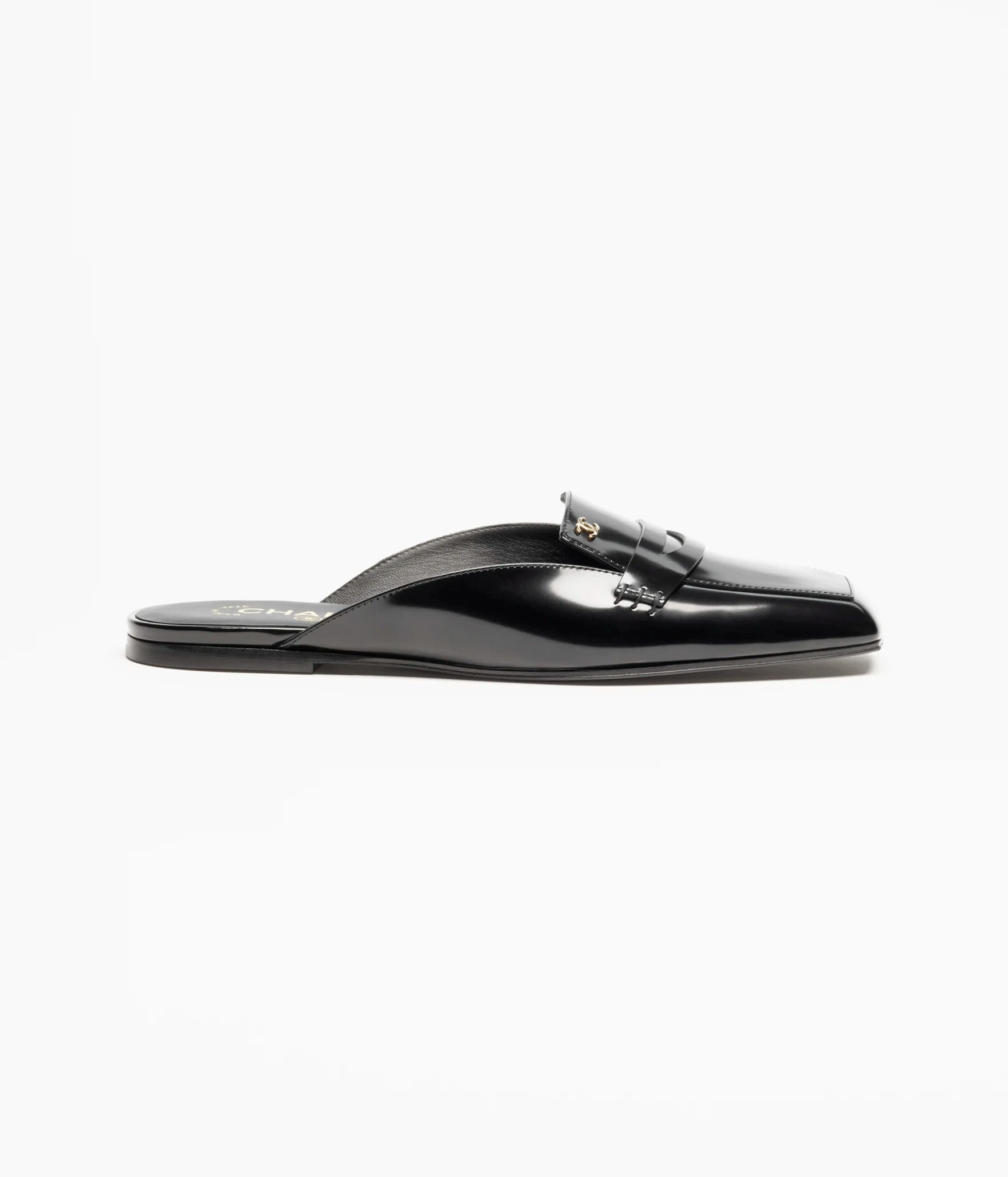 CHANEL Leather Loafers Mules

Color: Black