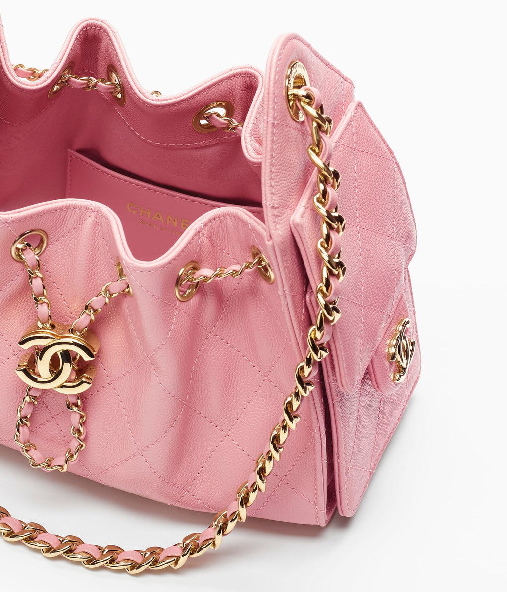 Chanel 25 Mini Bag

Cuero caviar acolchado