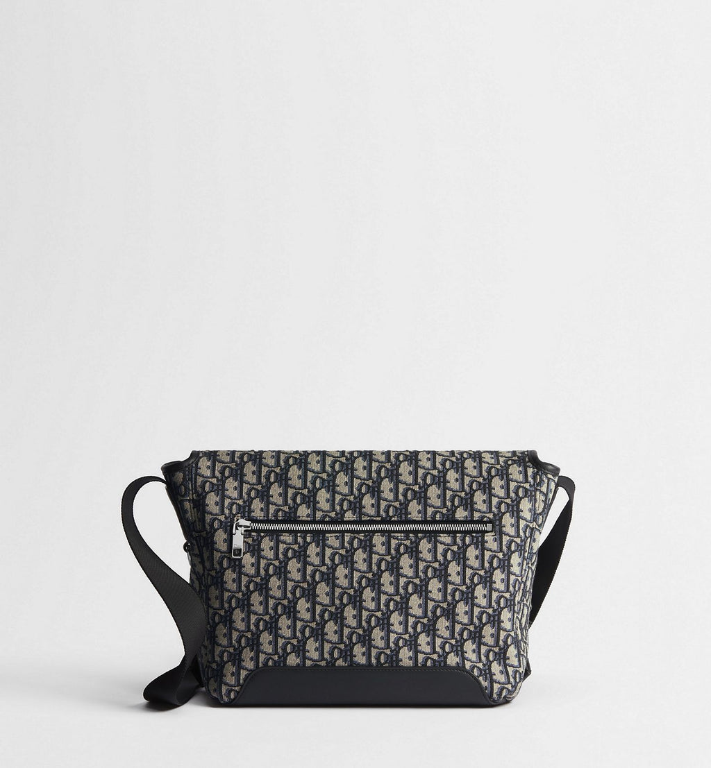 Small Dior Jett Messenger
Bsg Color: Beige/Azul