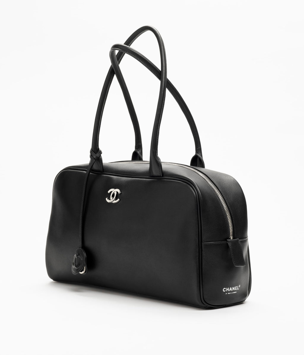 Chanel Bowling Bag

Piel lisa