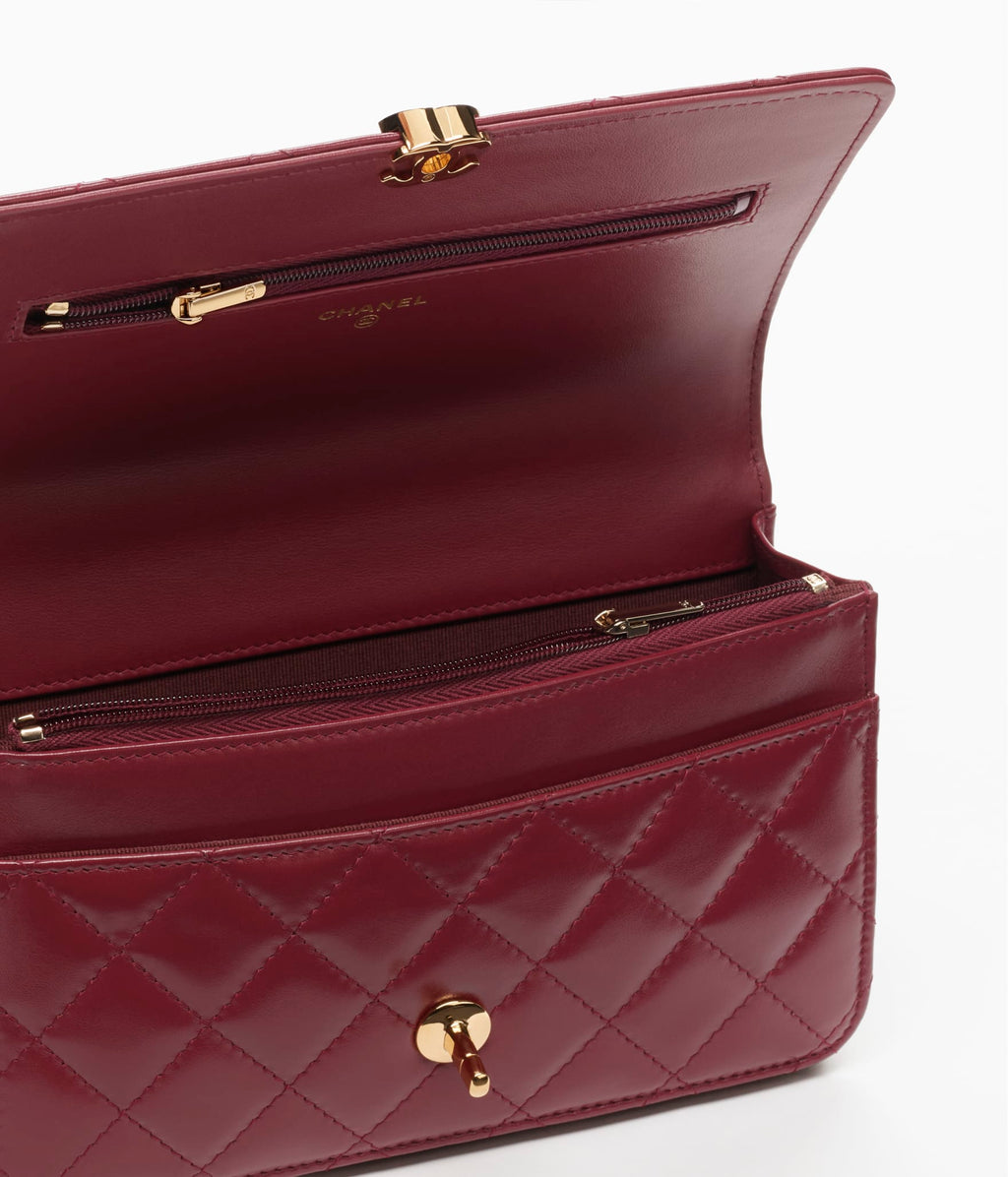 Chanel Wallet on Chain (WOC)

Lambskin Leather