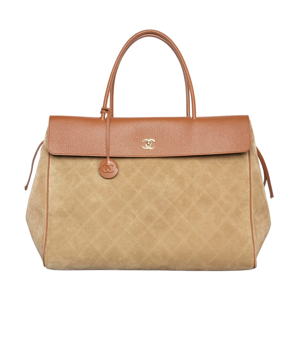 Chanel Shopping Bag

Gamuza y cuero granulado