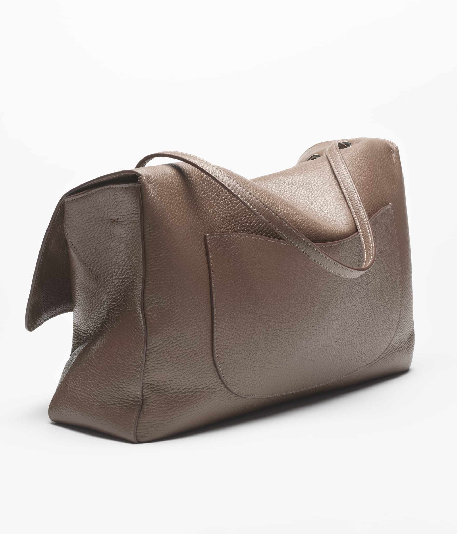 Chanel Classic Flap Maxi

Piel de becerro granulada – Taupe