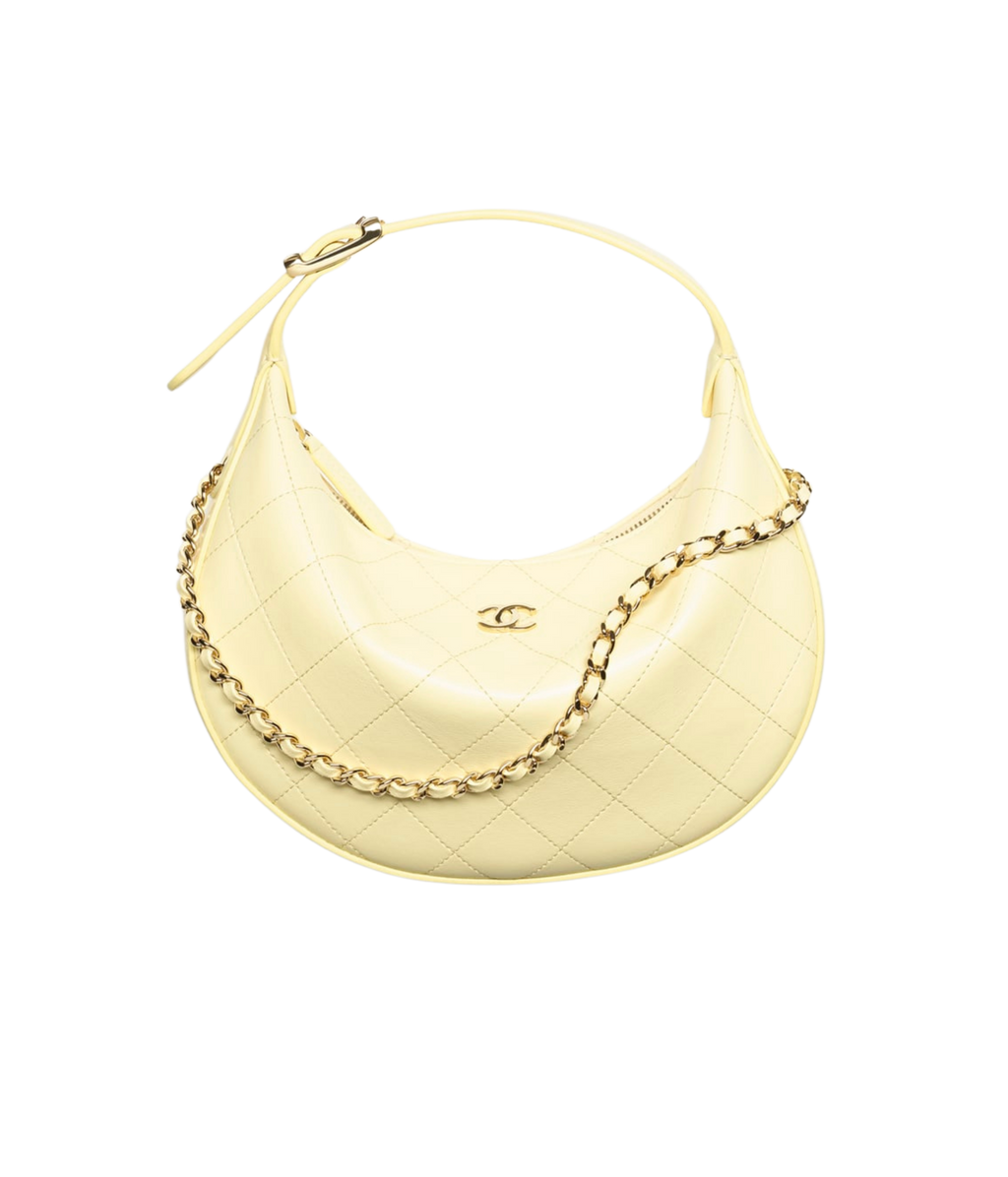 Chanel 25 Small Hobo Bag

Piel lisa acolchada