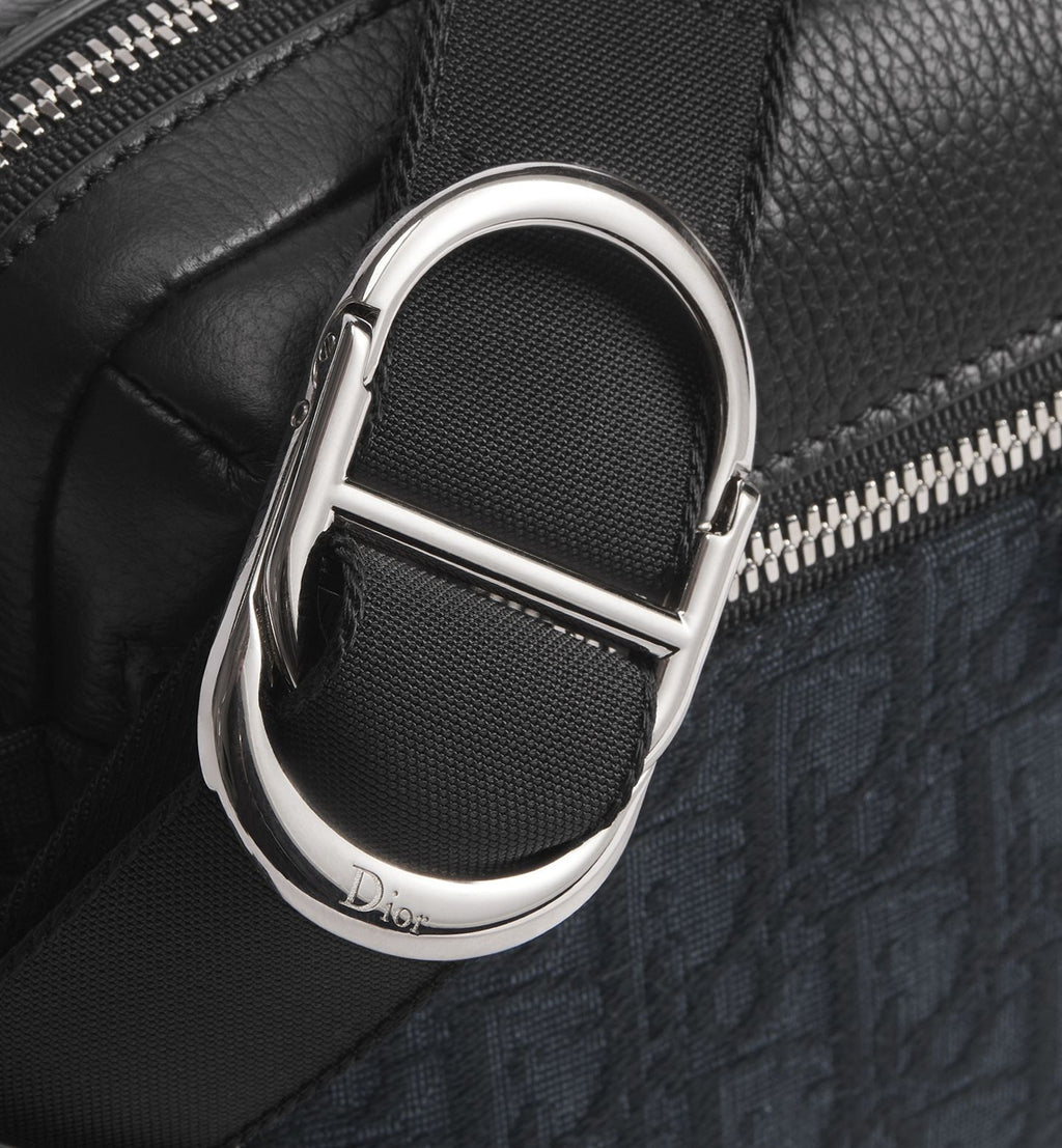 Dior Rider Zipped Messenger
Bag Color: Black Oblique