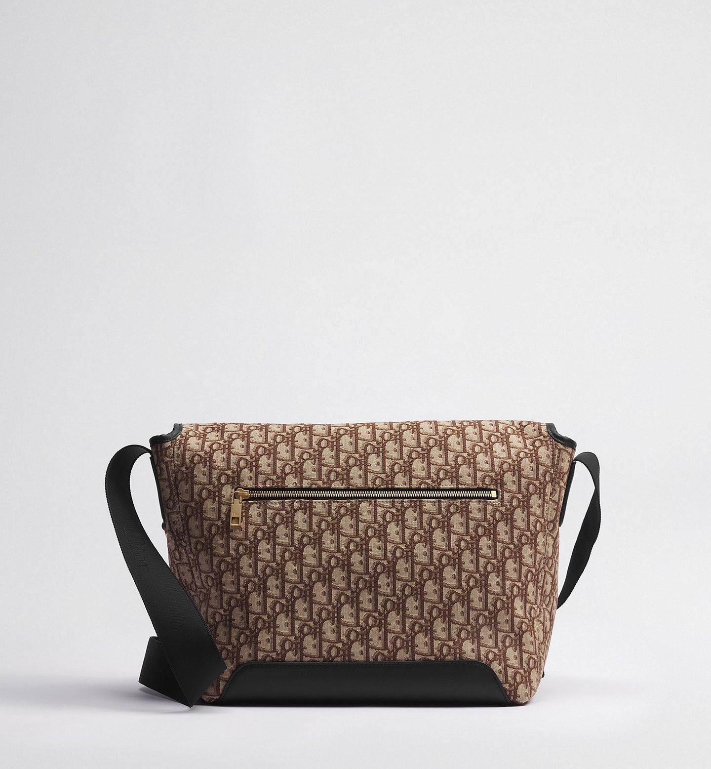 Medium Dior Jet Messenger
Bag Color: Beige/Marrón