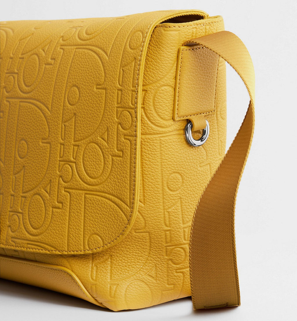 Small Dior Jett Messenger
Bag Color: Yellow Gravity