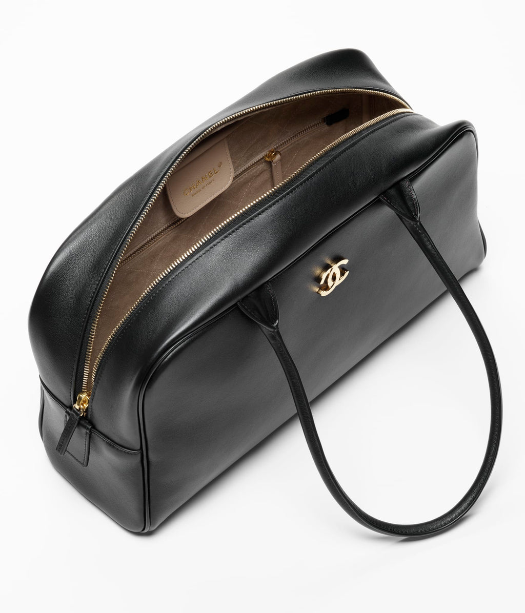 Chanel Bowling Bag

Piel lisa