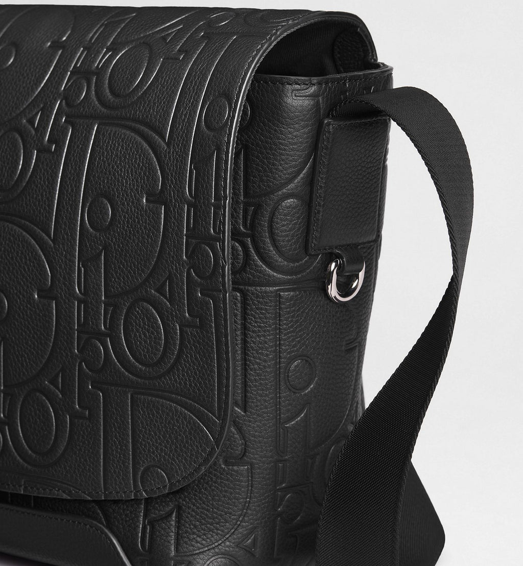Small Dior Jett Messenger
Bag Color: Black Gravity