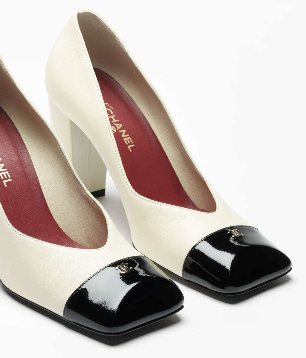 CHANEL Cap-Toe Pumps

Color: White/Black