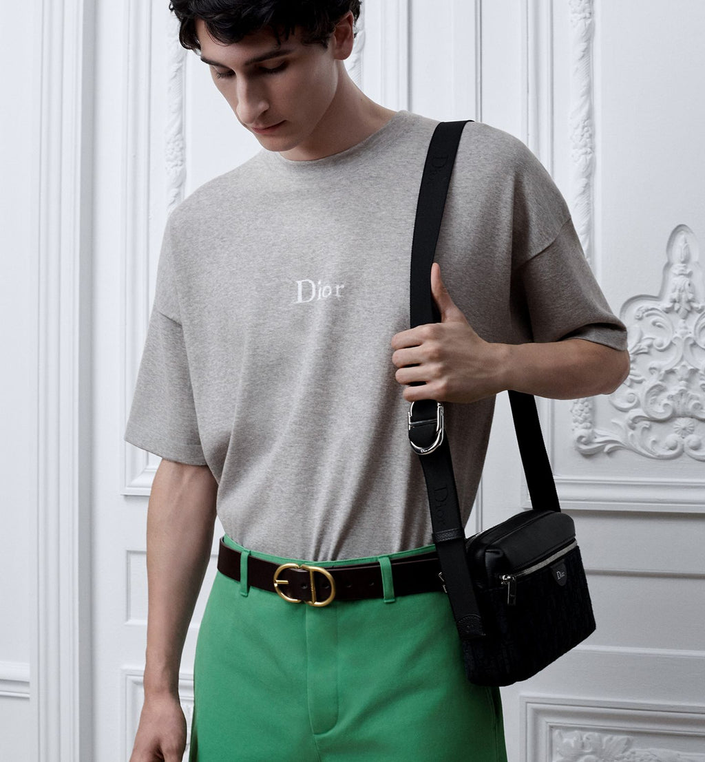 Dior Rider Zipped Messenger
Bag Color: Black Oblique