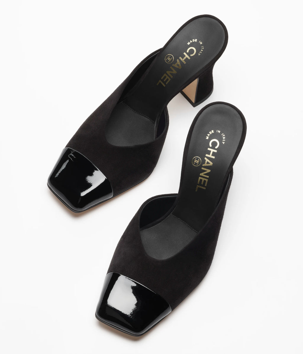CHANEL Cap-Toe Mules

Color: Black